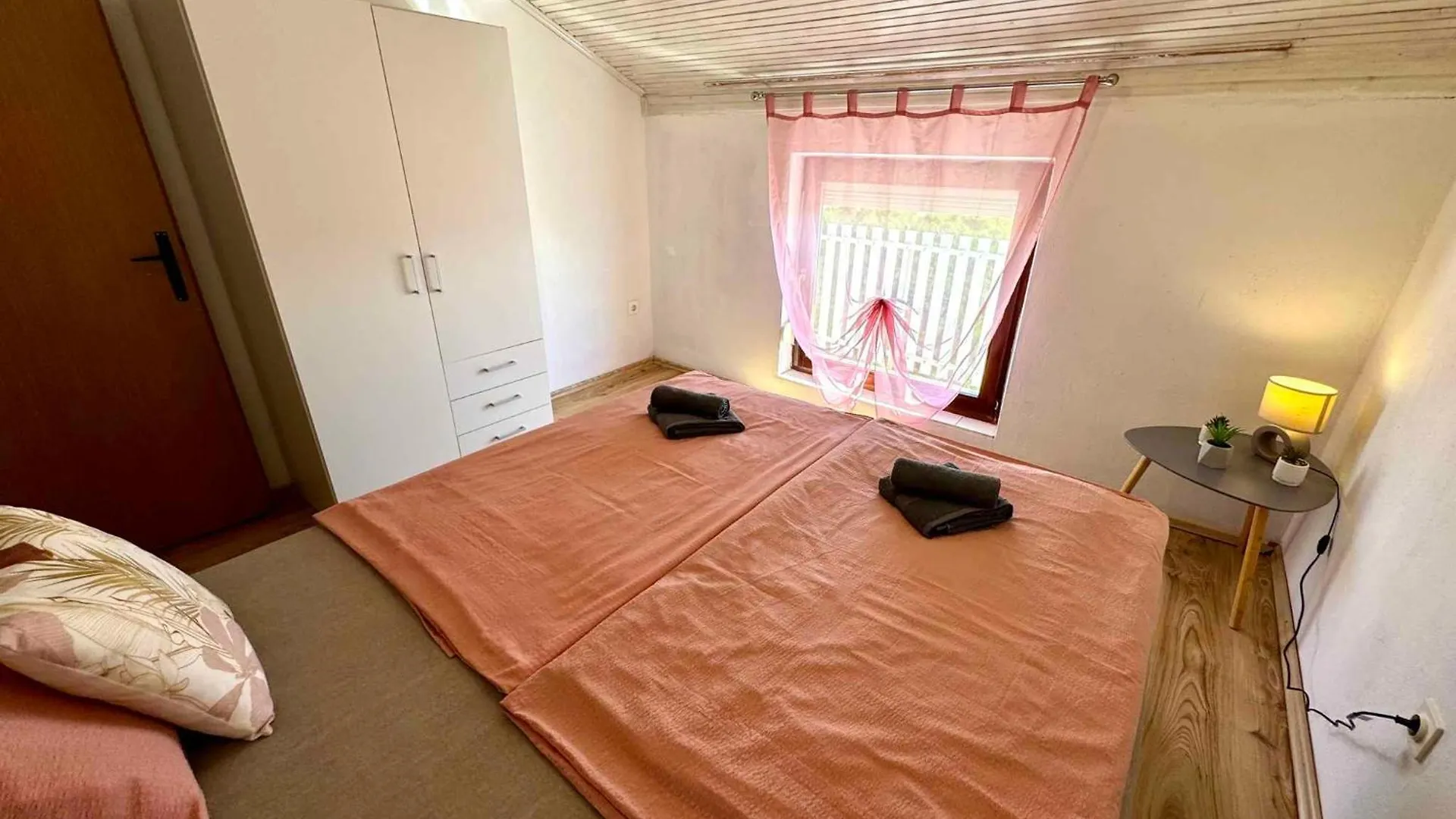 House And Apts. In Jadranovo 51055 Apartment