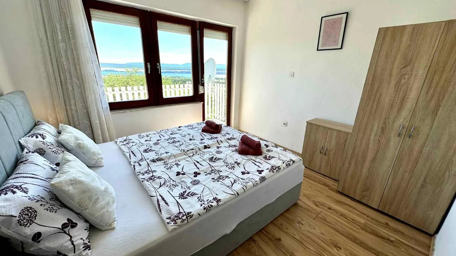House And Apts. In Jadranovo 51055 Apartment